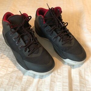 Jordan Black and Red Athletic Shoes Mens 9